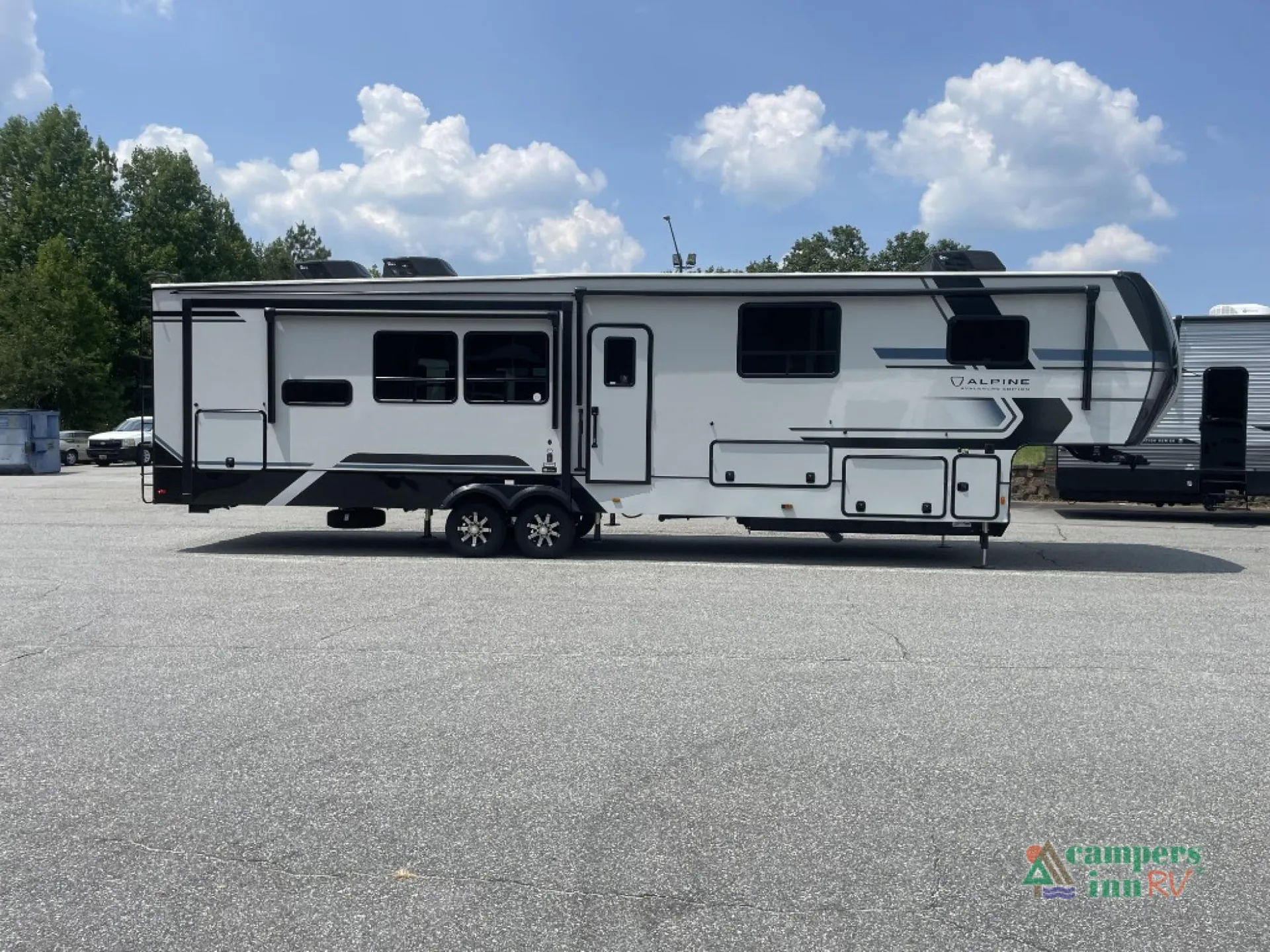 2026 Keystone Avalanche 379MB - Photo 3