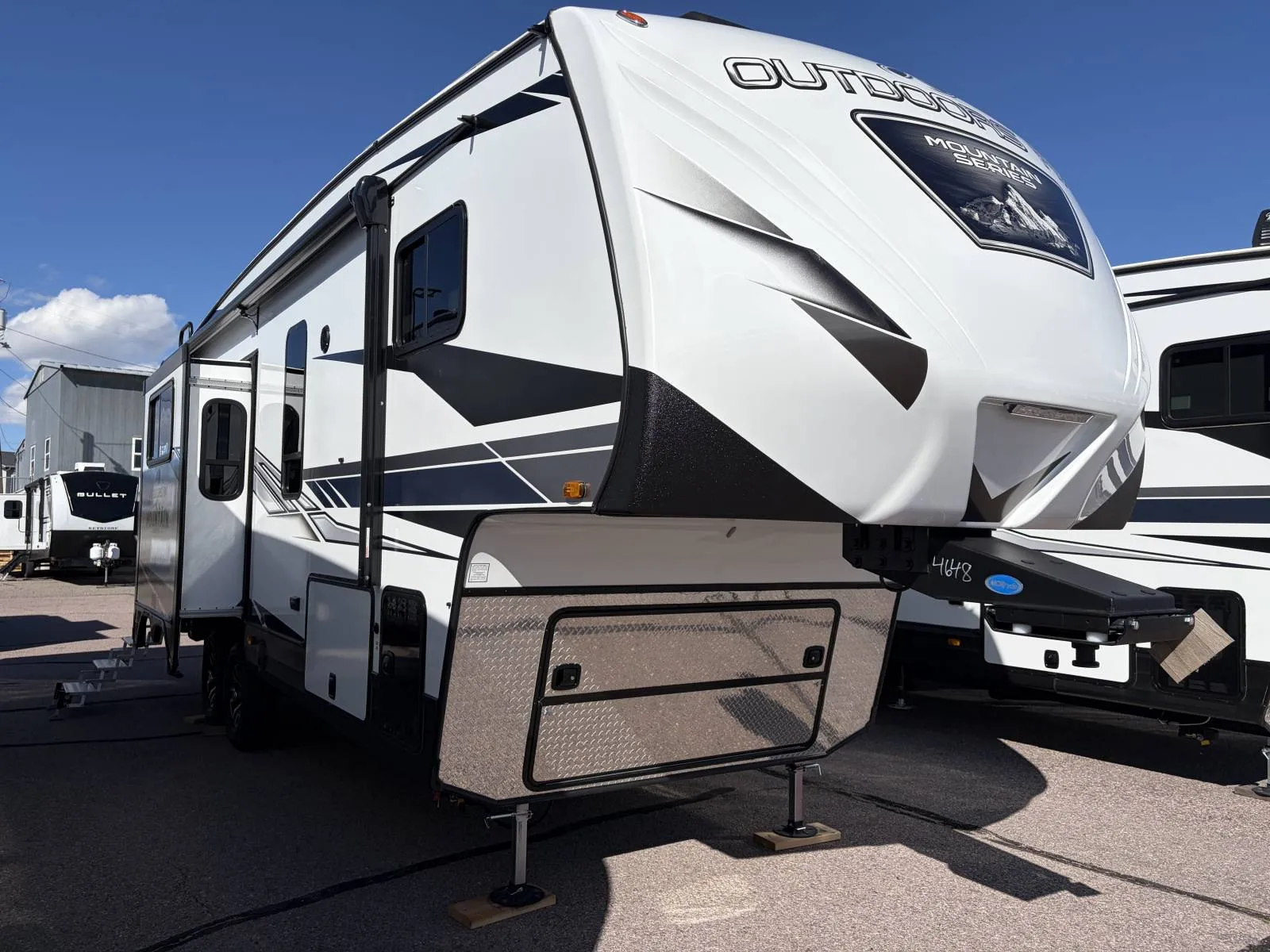 2026 Outdoors Rv GLACIER PEAK 26RKS - Photo 2