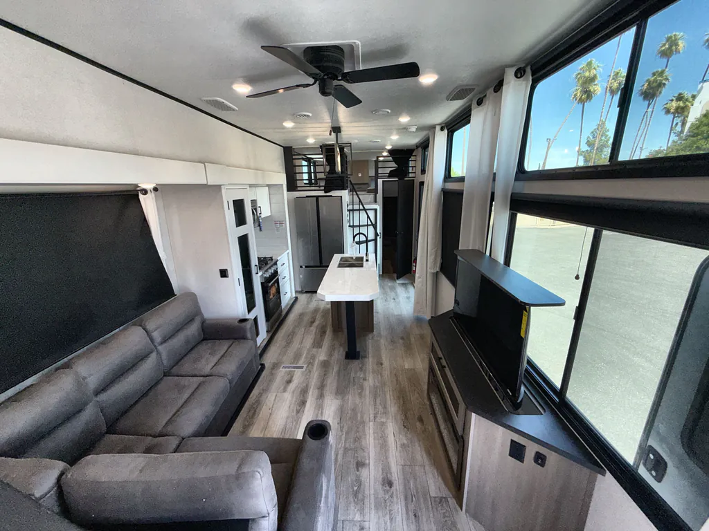 2026 Jayco Jay Flight Bungalow JayLoft, Photos photo 2