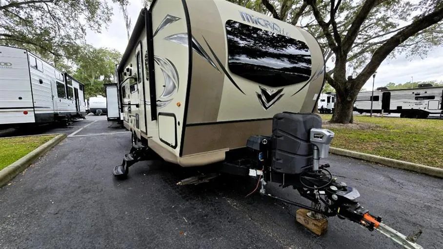 2018 Forest River Flagstaff Micro Lite 25BRDS - Photo 3