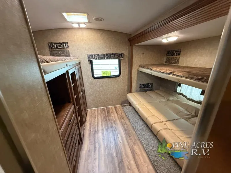 2015 KZ Spree 329IK - Photo 4