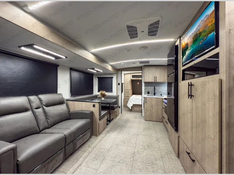 2025 Grand Design Imagine 2600RB - Photo 4