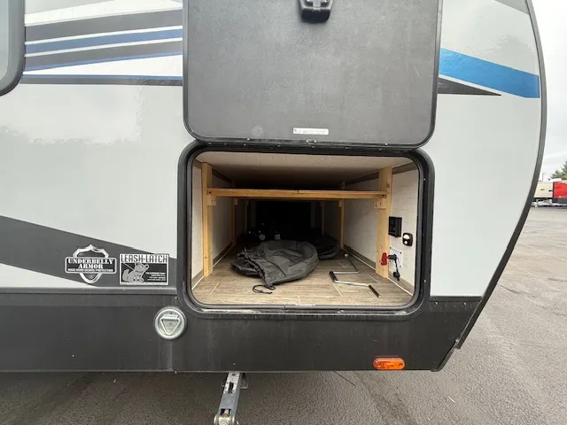 2022 Forest River Cherokee Alpha Wolf 33BH - Photo 3