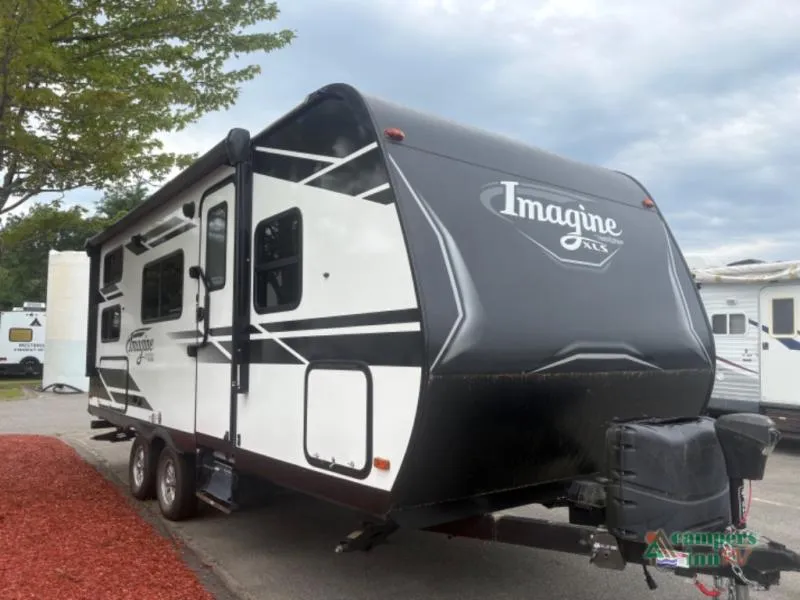 2021 Grand Design Imagine XLS 21BHE - Photo 2
