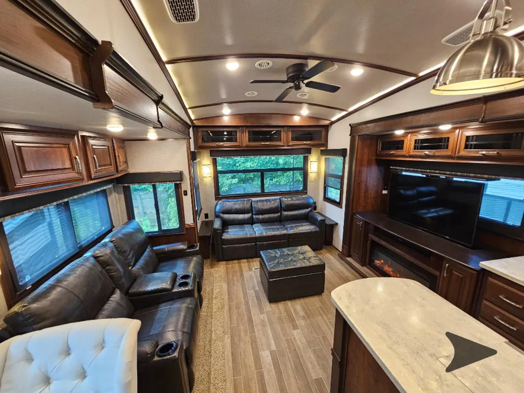 2020 Jayco Pinnacle 36FBTS, Photos photo 40