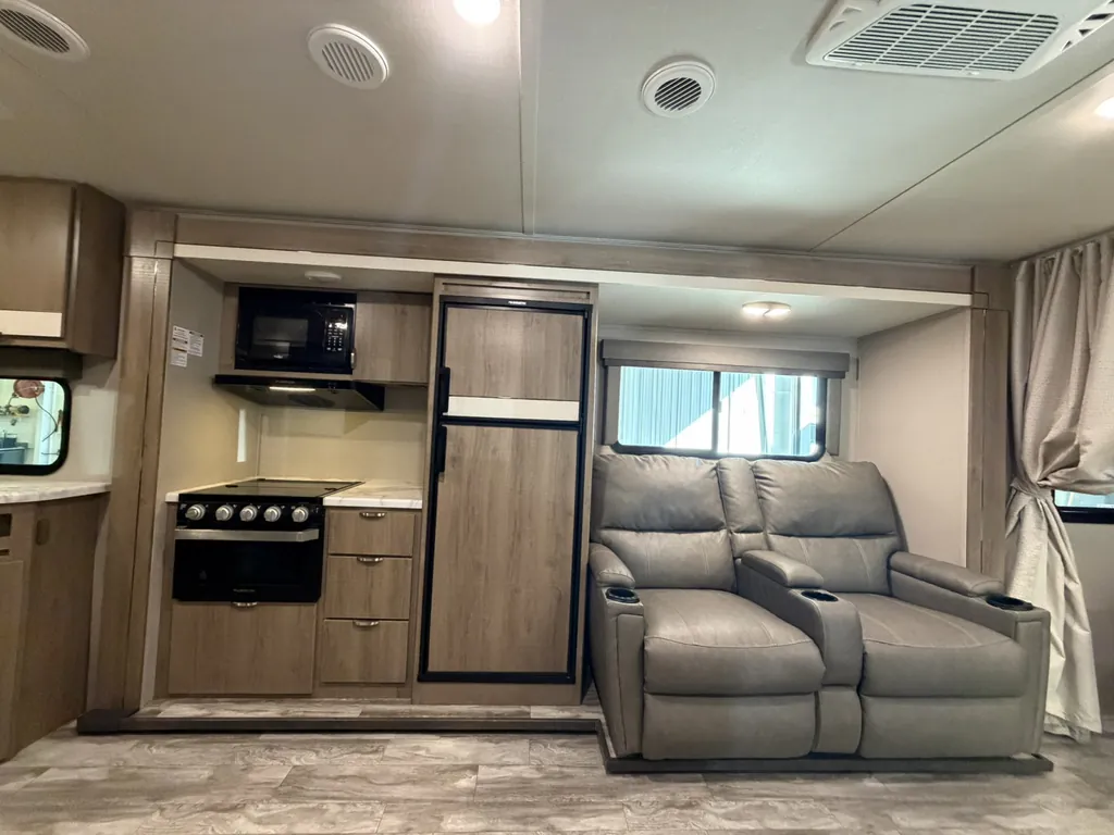 2021 Grand Design Imagine XLS 22MLE, Photos photo 45