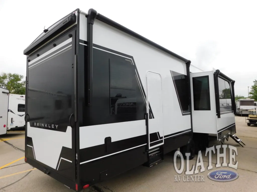 2026 Brinkley Model G 4100, Photos photo 11