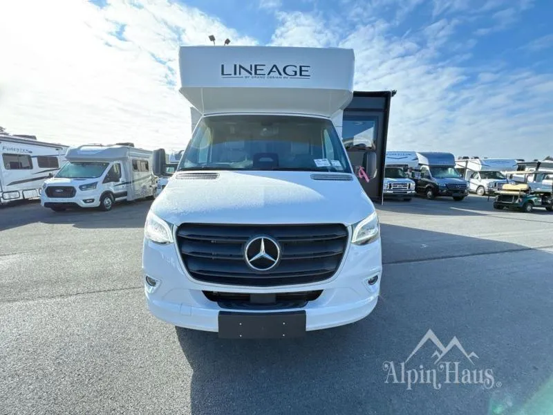 2026 Grand Design Lineage Series M 25TK - Photo 4
