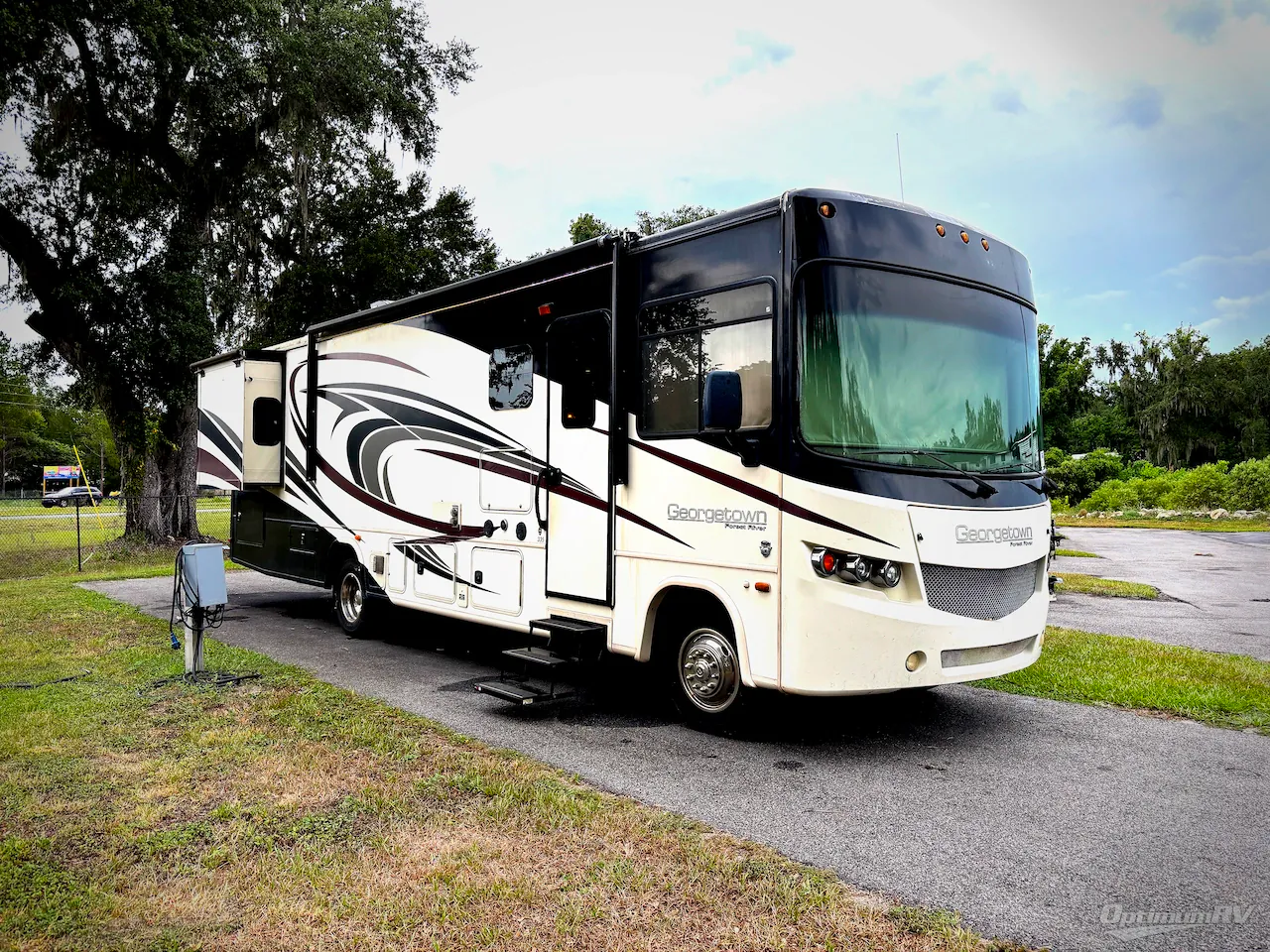 2015 Forest River Georgetown 335DS