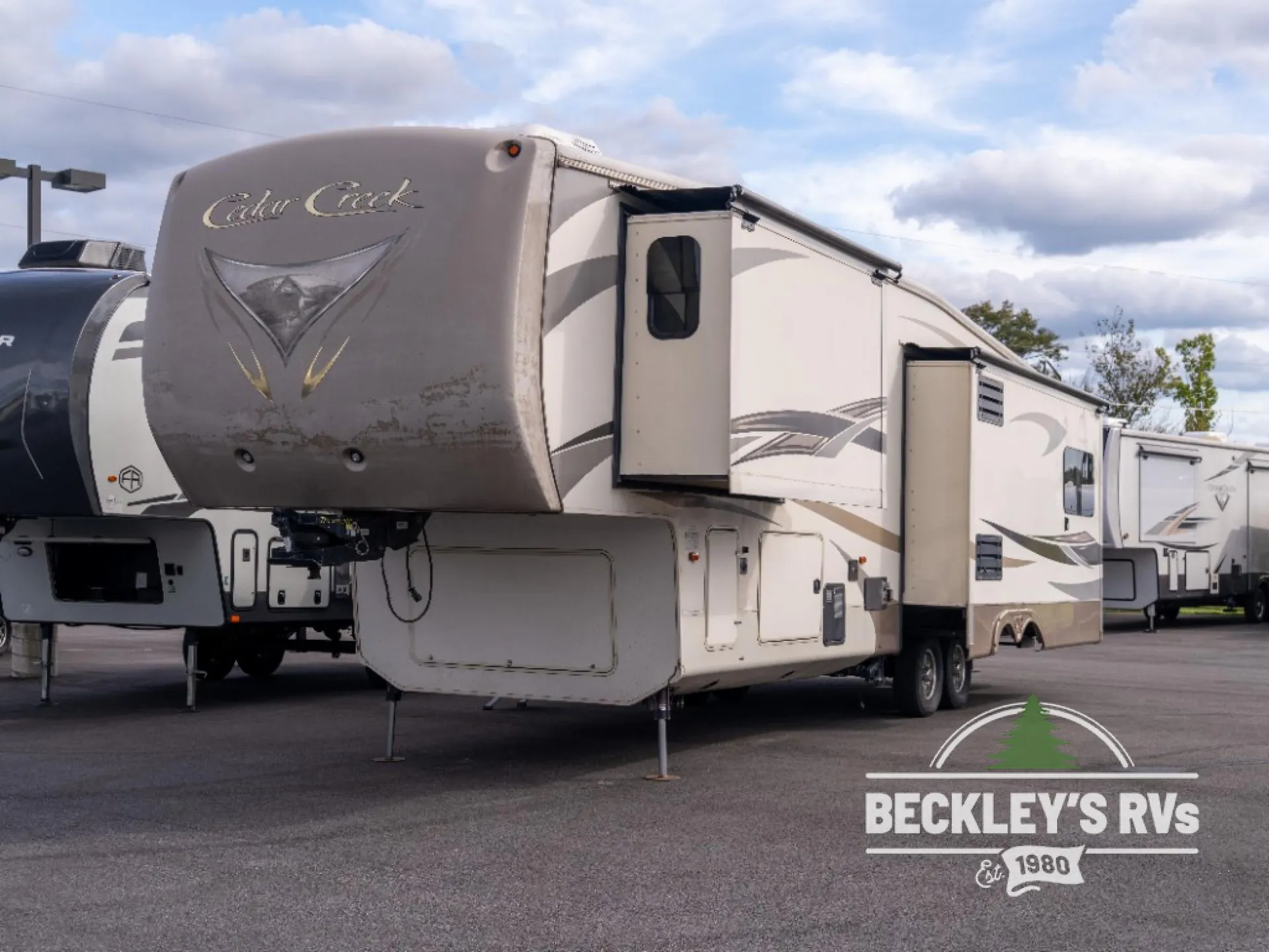2014 Forest River Cedar Creek 36CKTS — Photo 6
