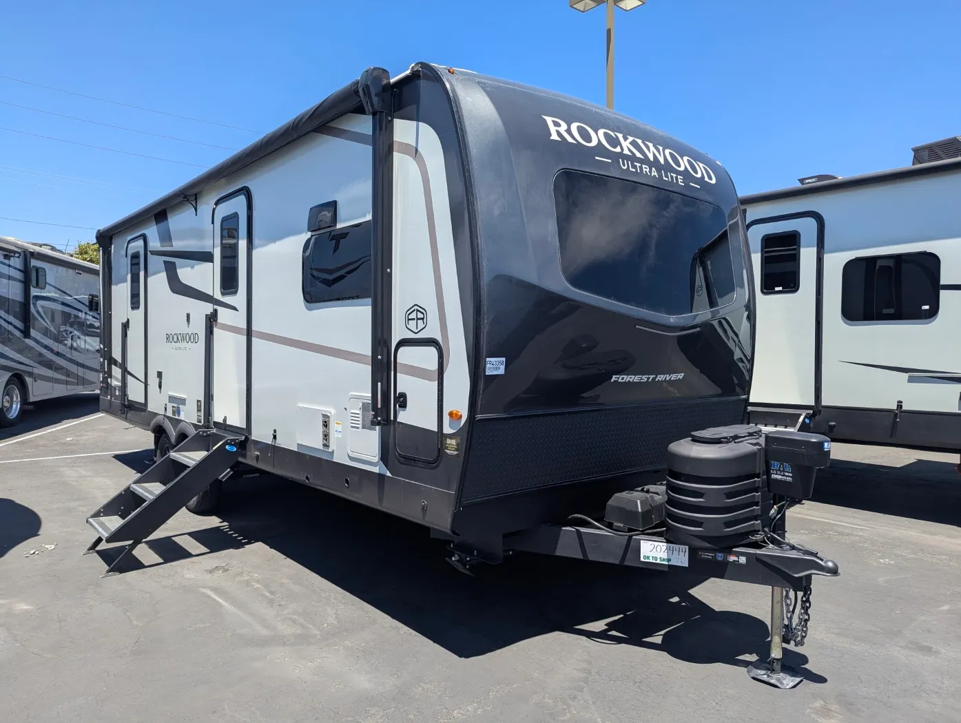 2027 Forest River Rockwood Ultra Lite 2608BS - Photo 2