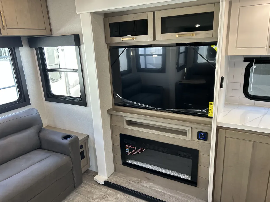 2026 Jayco Eagle 321RSTS, Photos photo 45