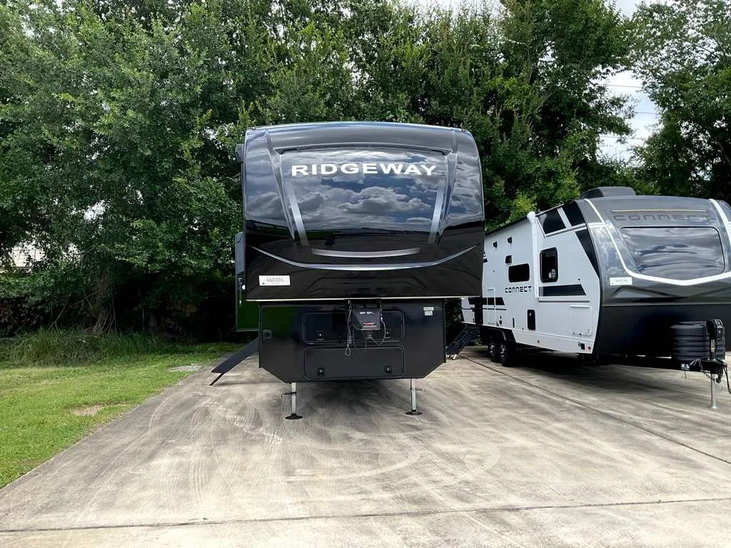 2027 KZ RV Ridgeway 31RL - Photo 4