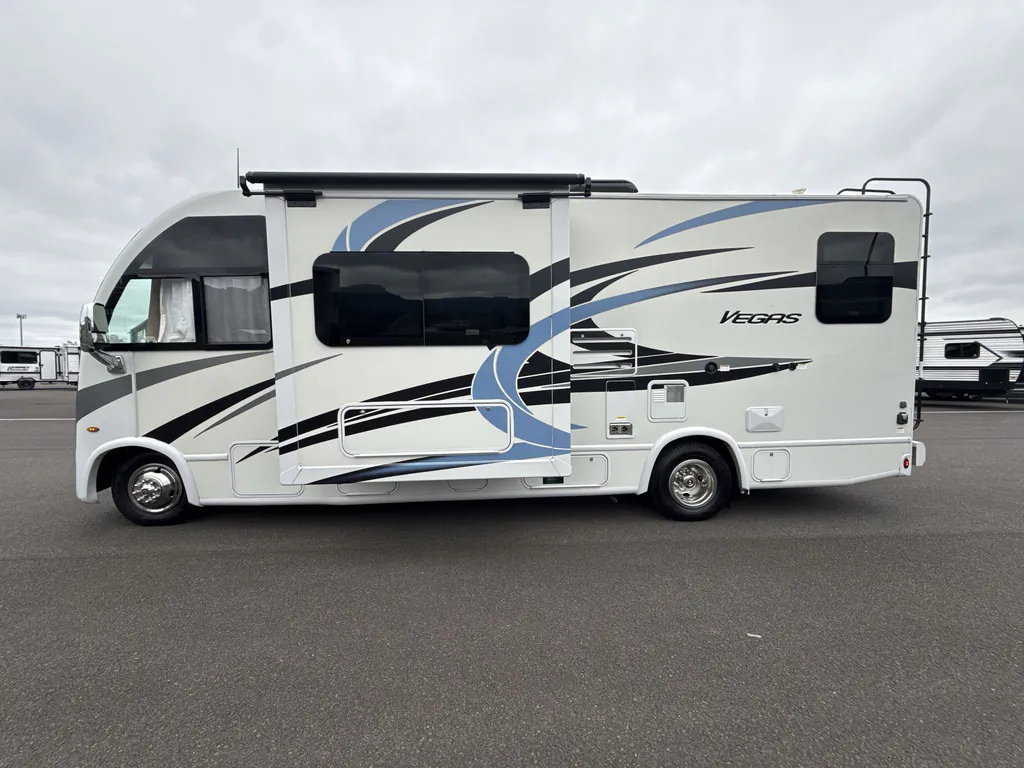 2023 Thor Motor Coach Vegas 24.3, Photos photo 6