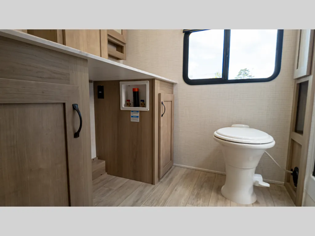 2026 Forest River Solaire 3300FLBS, Photos photo 29
