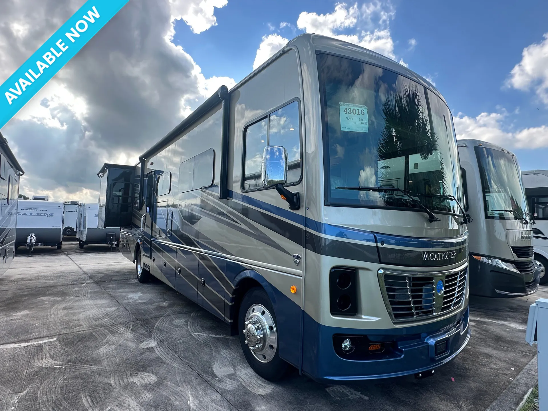 2026 Holiday Rambler Vacationer 35GL - Photo 2