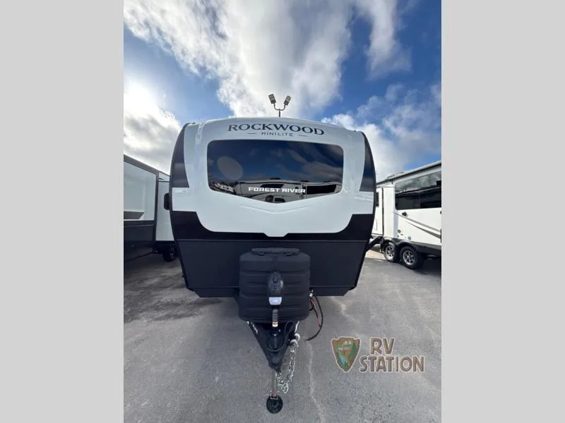 2026 Forest River Rockwood Mini Lite 2522FB - Photo 2