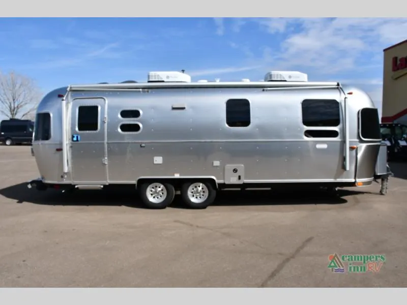 2026 Airstream International 27FB - Photo 2