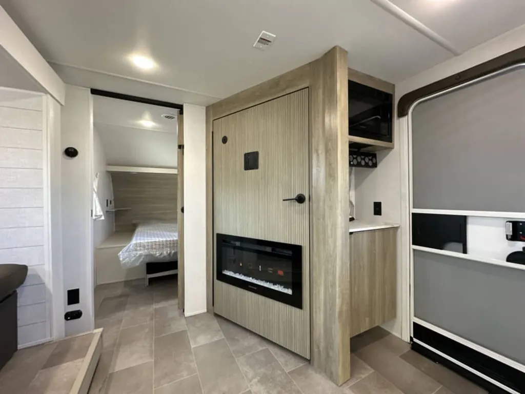 2026 Forest River Airelume 255, Photos photo 19