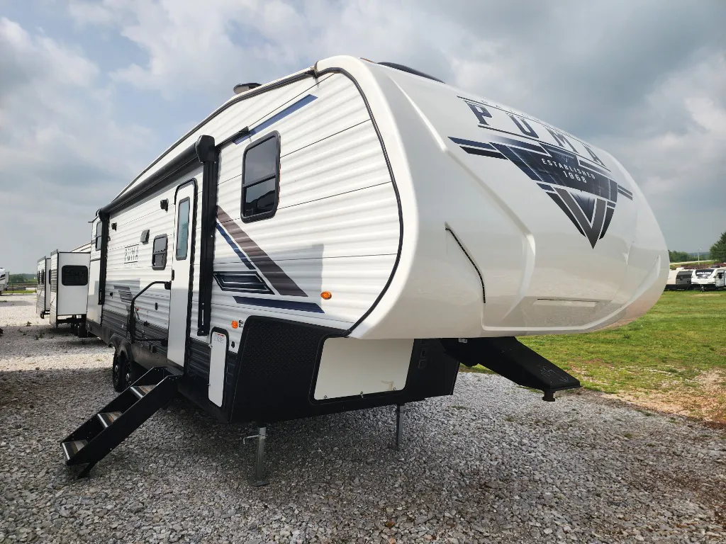2024 Palomino Puma 295BHSS - Photo 2