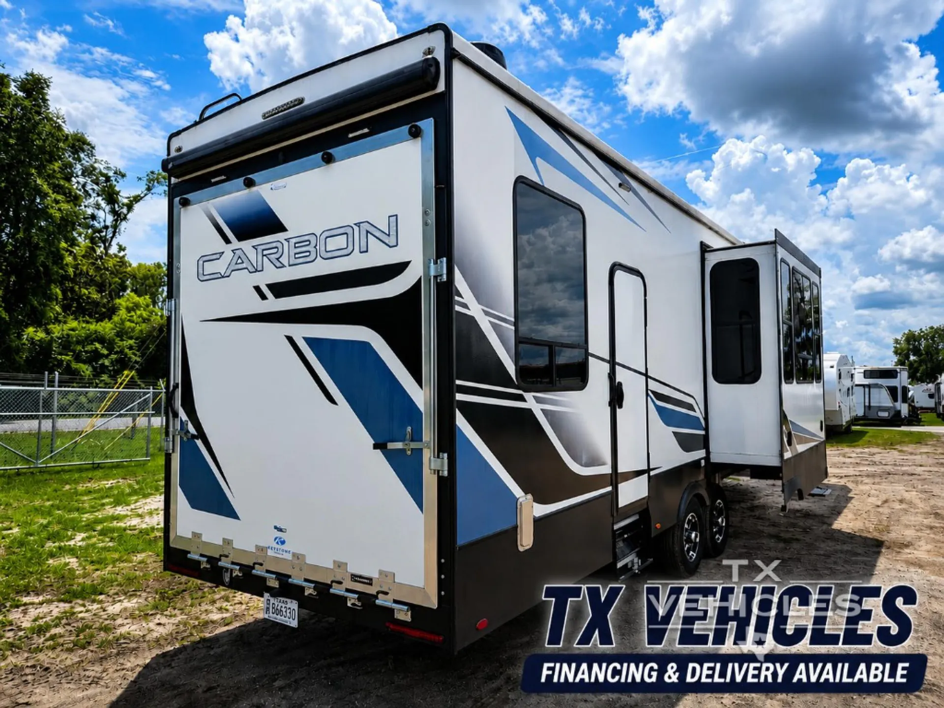 2023 Keystone Carbon 358 - Photo 2