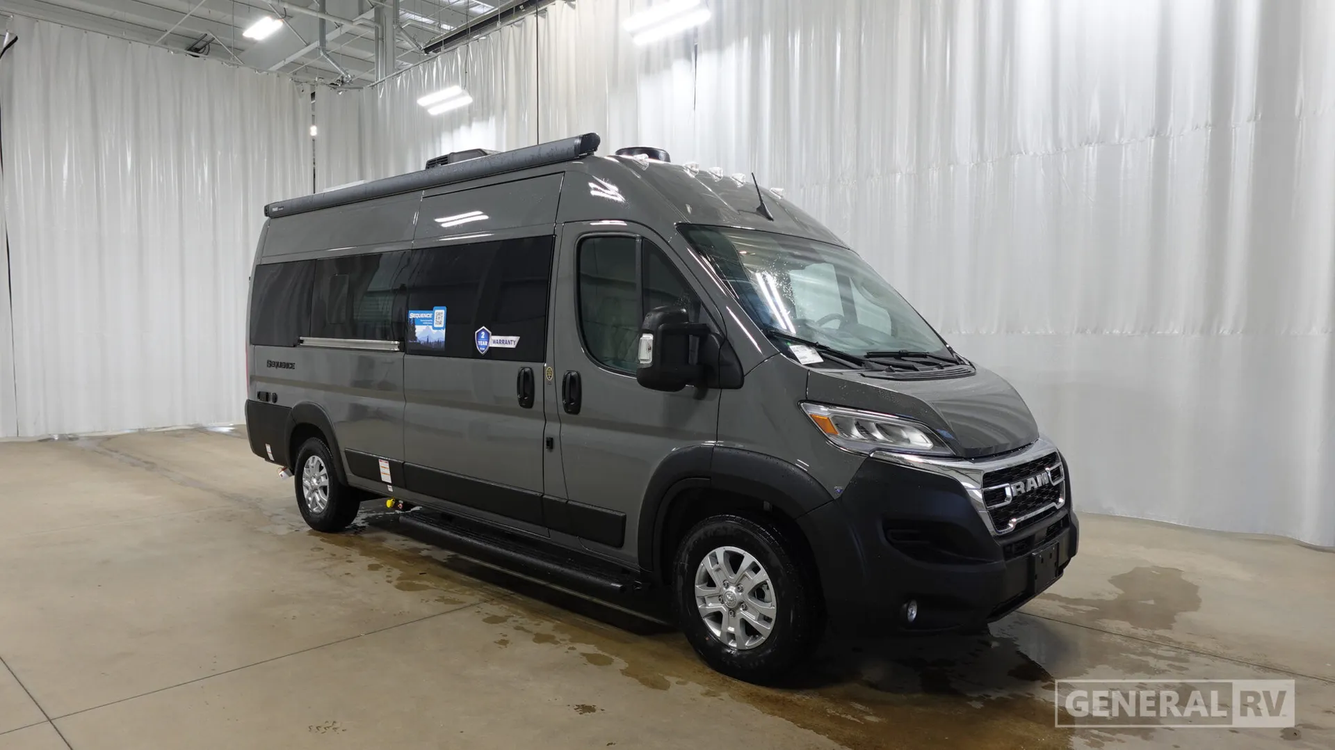 2026 Thor Motor Coach Sequence Sport 20L - Photo 2