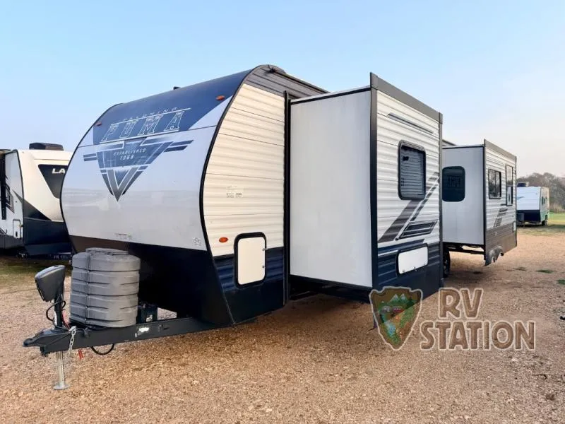2024 Palomino Puma 30RKQS - Photo 4