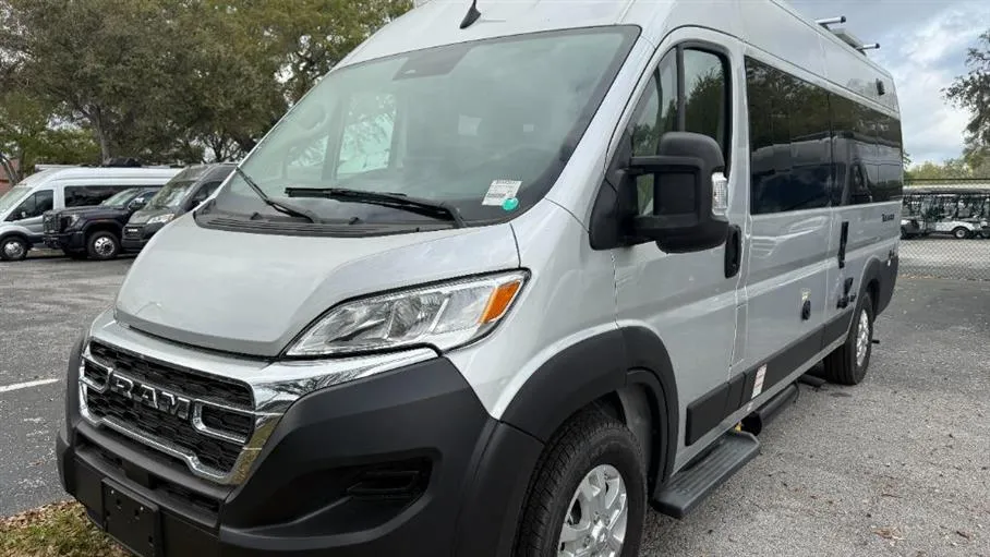 2026 Winnebago Solis 59PX - Photo 4