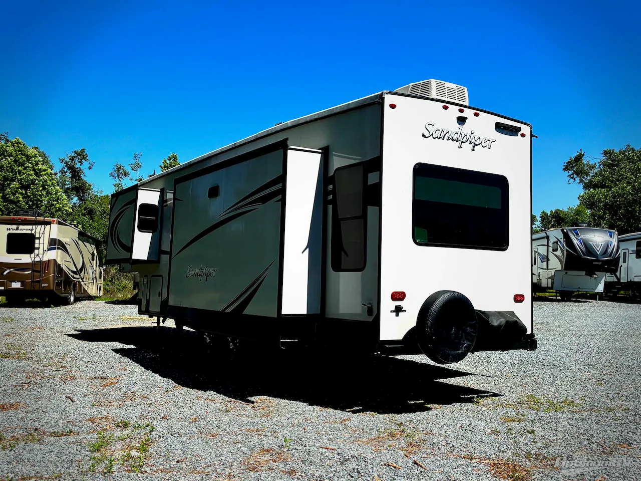 2023 Forest River Sierra 3370RLS - Photo 4