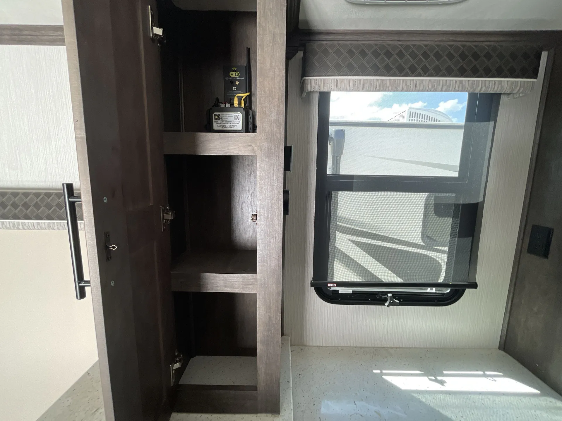 2021 Heartland Big Country 3895FK — living area main