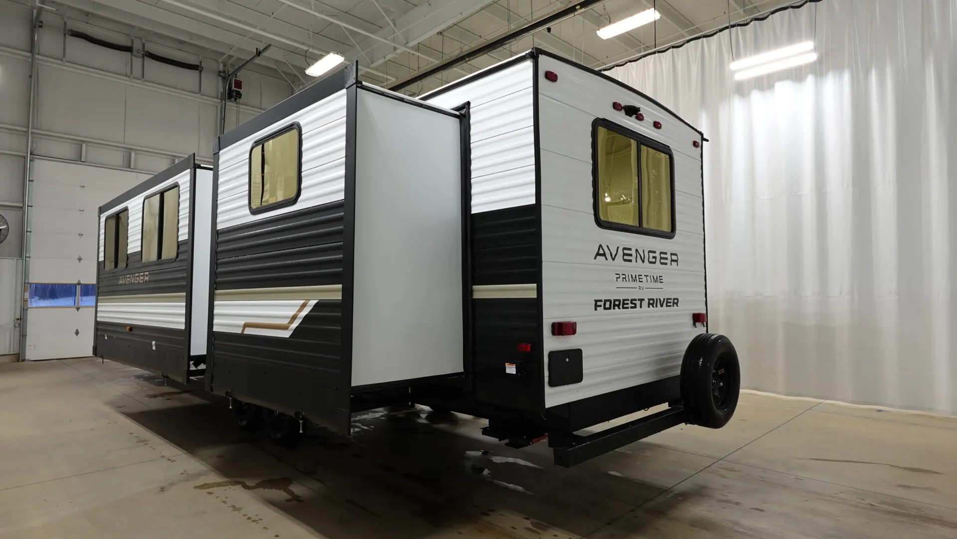 2026 Prime Time RV Avenger 30PO - Photo 4
