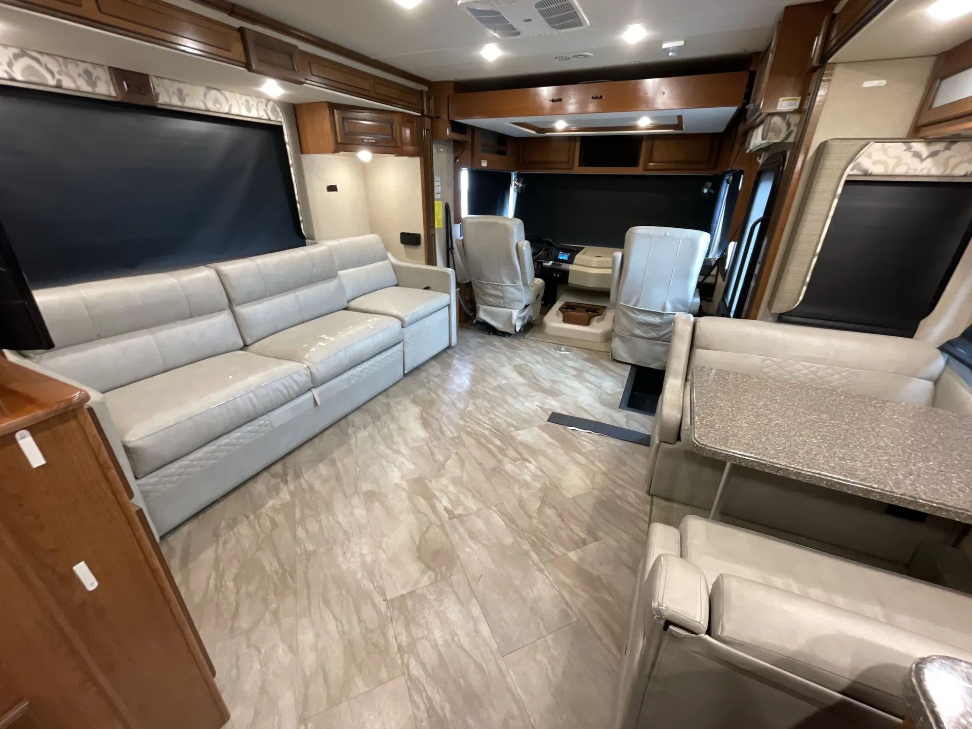 2017 fleetwood Bounder 35P — living area main