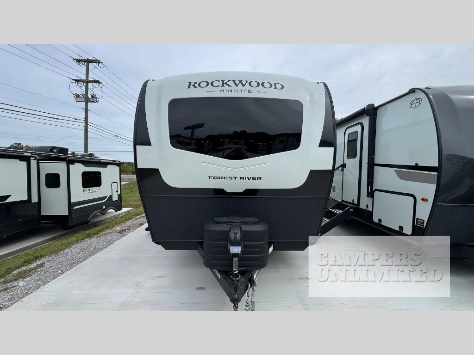 2027 Forest River Rockwood Mini Lite 2524FBT