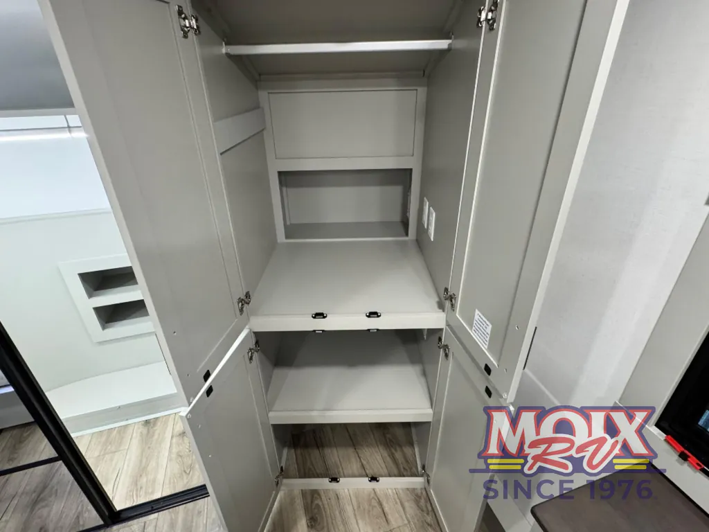 2026 Brinkley Model Z 3600, Photos photo 66