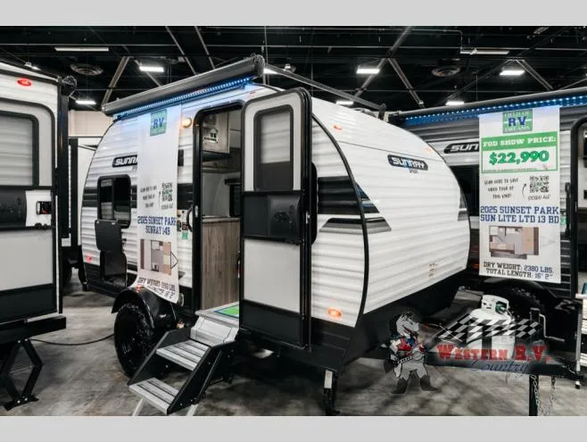 2025 Sunset Park RV Sunray 149 - Photo 2