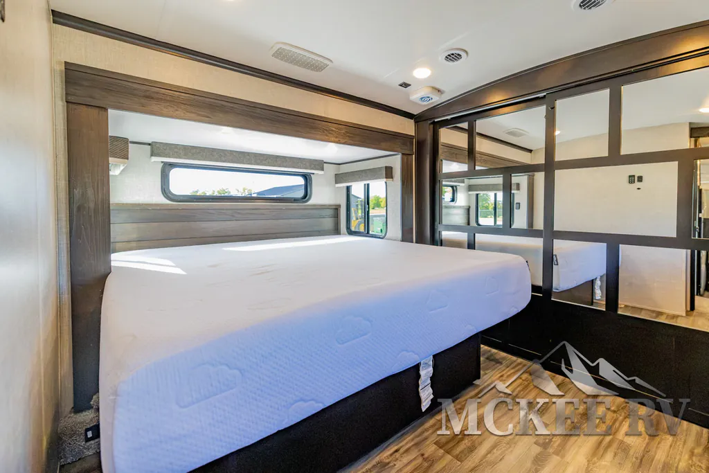 2023 Jayco North Point 380RKGS, Photos photo 13