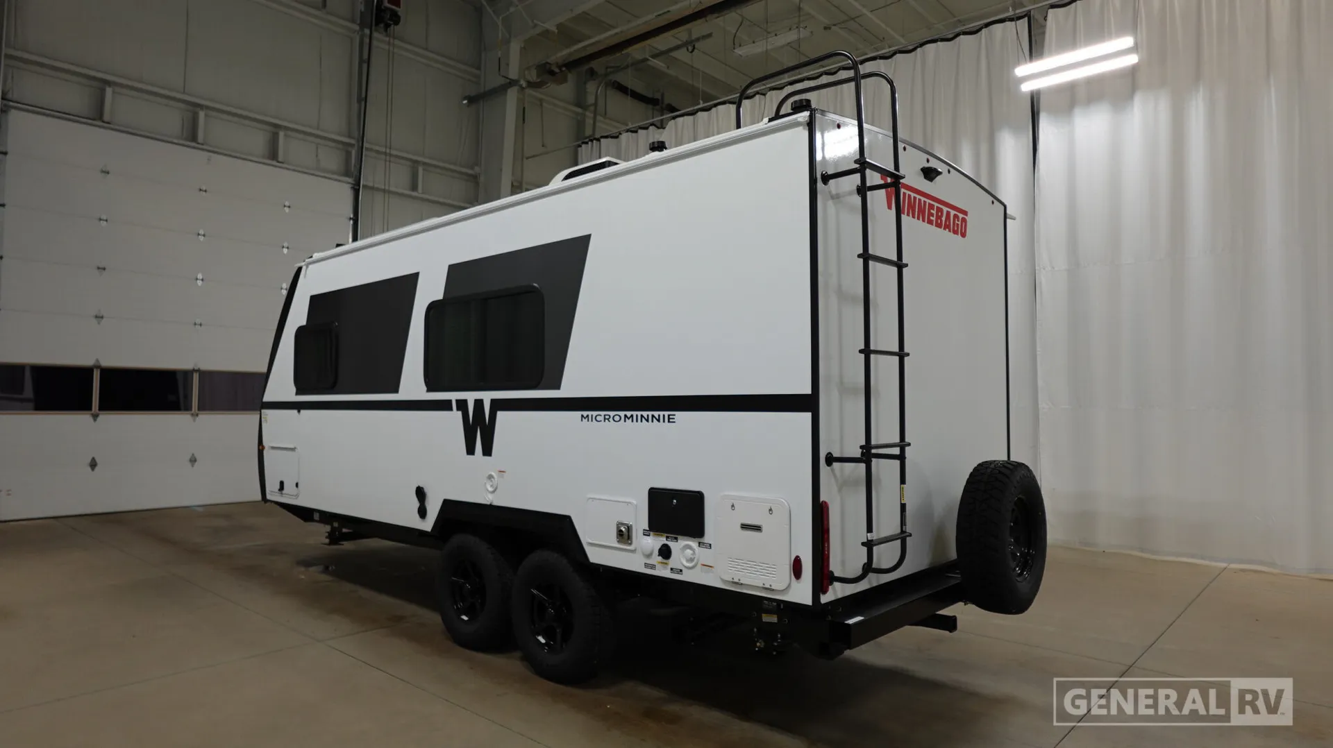 2027 Winnebago Micro Minnie 2000TRB - Photo 4