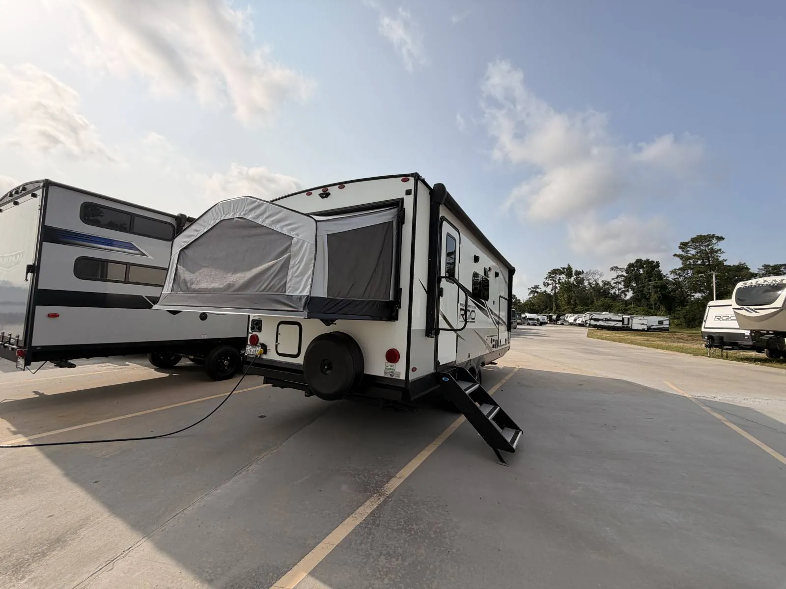 2022 Forest River Rockwood Roo 235S - Photo 4