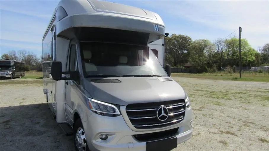 2025 Winnebago View 24T AWD - Photo 3