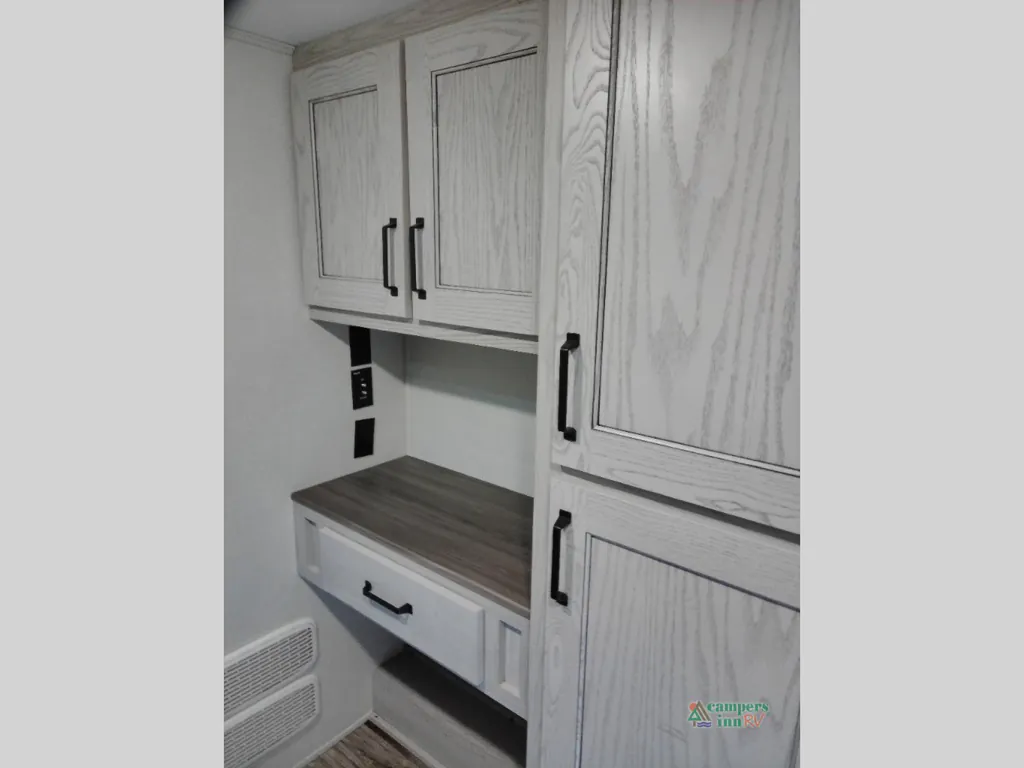 2023 Keystone Montana High Country 385BR, Photos photo 36