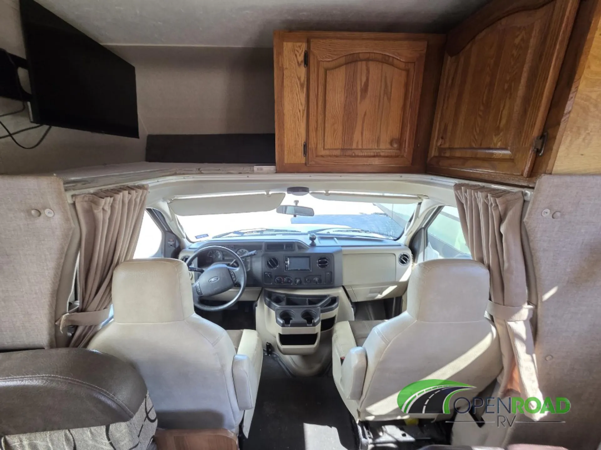 2019 Coachmen Leprechaun 270QB - Ford 350 - Photo 3