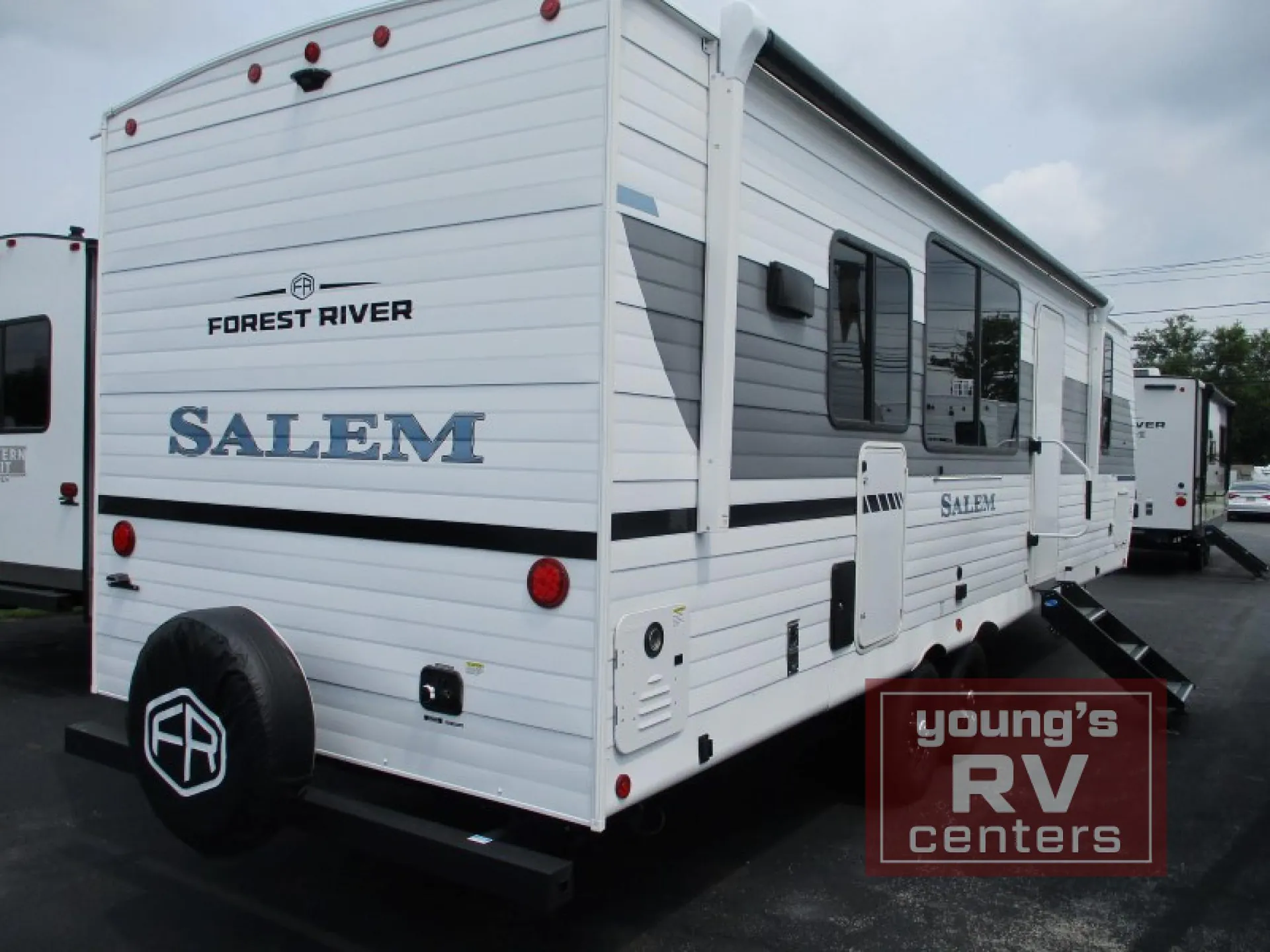 2027 Forest River Salem 27RK — Photo 5
