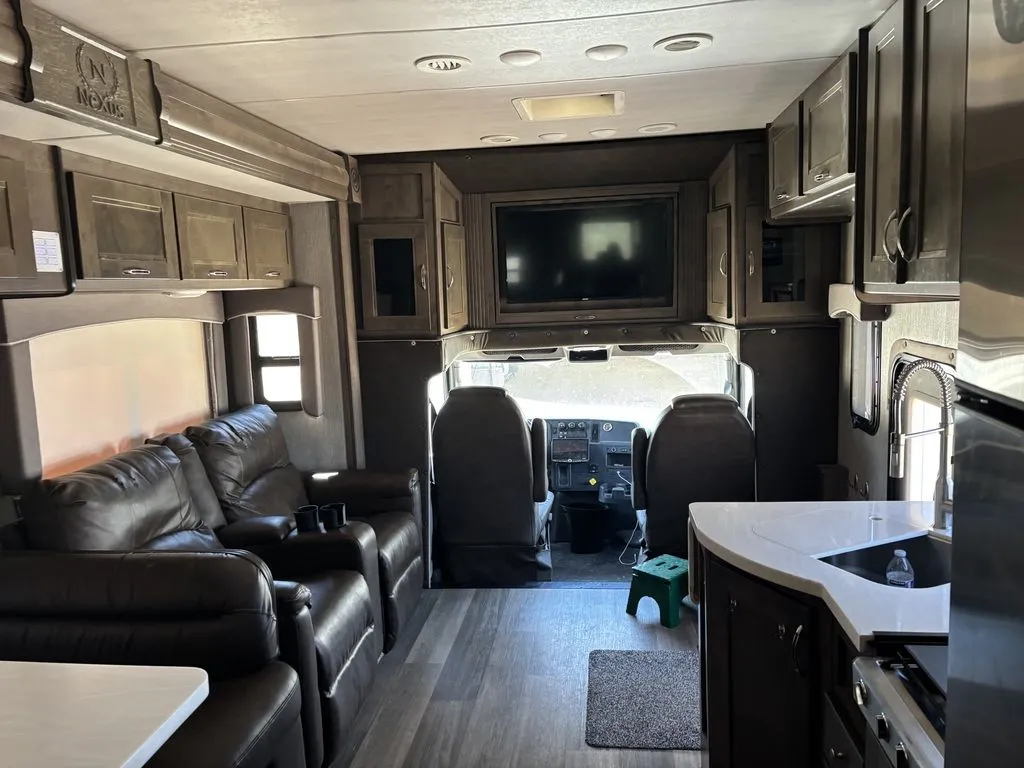 2020 Nexus Ghost 36DS, Photos photo 13