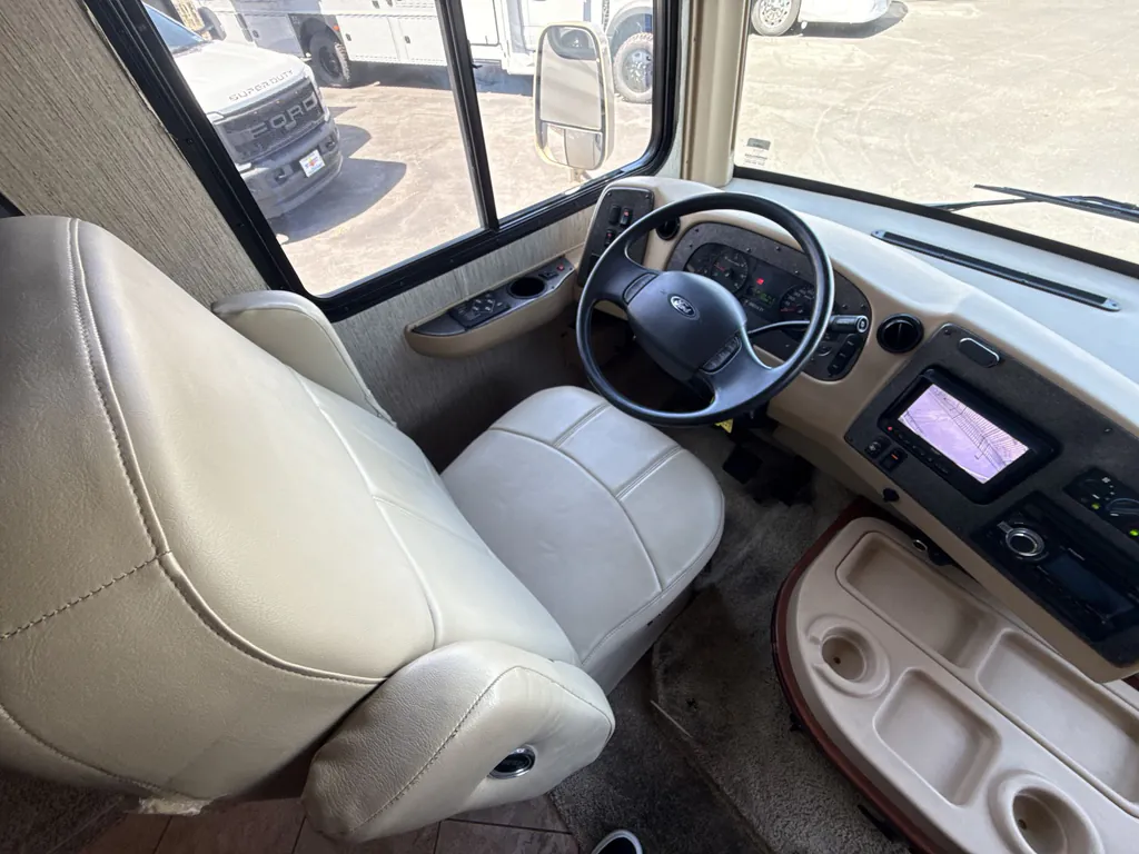 2016 Newmar Bay Star 3518, Photos photo 11