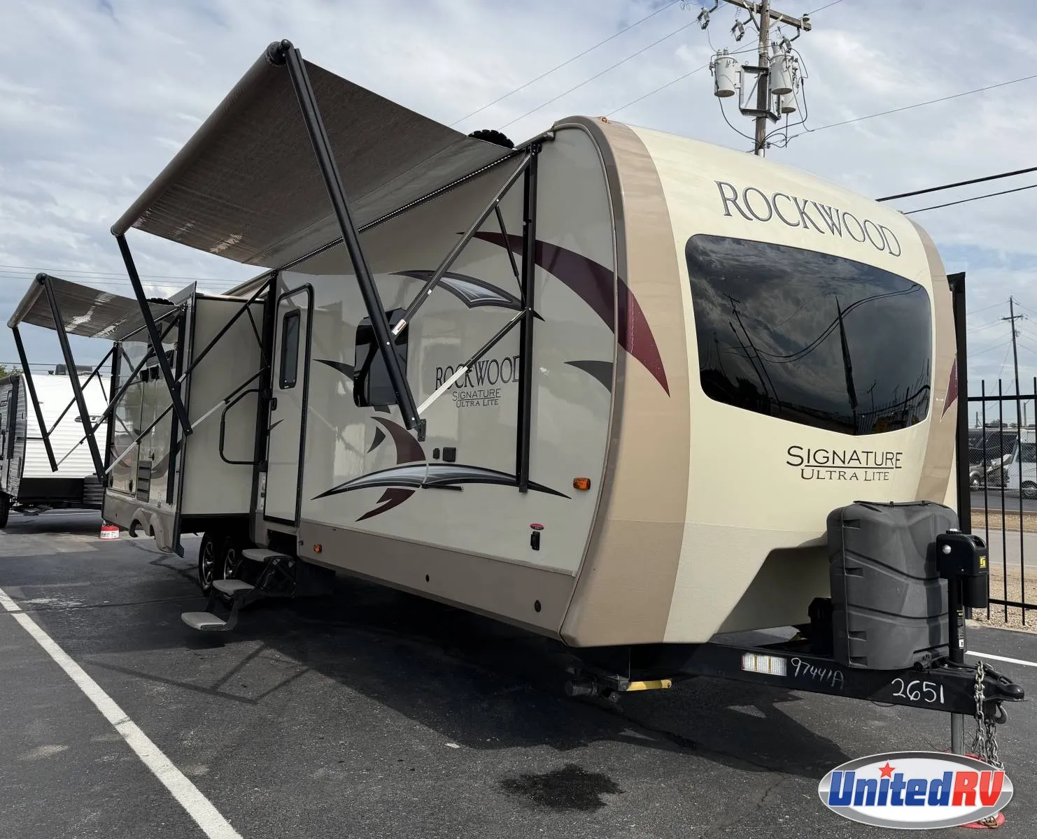 2018 Forest River ROCKWOOD SIGNATURE 8328BS - Photo 2