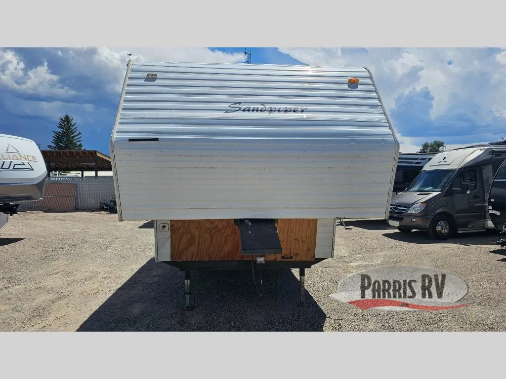 1999 Forest River RV Sandpiper 23RK - Photo 2