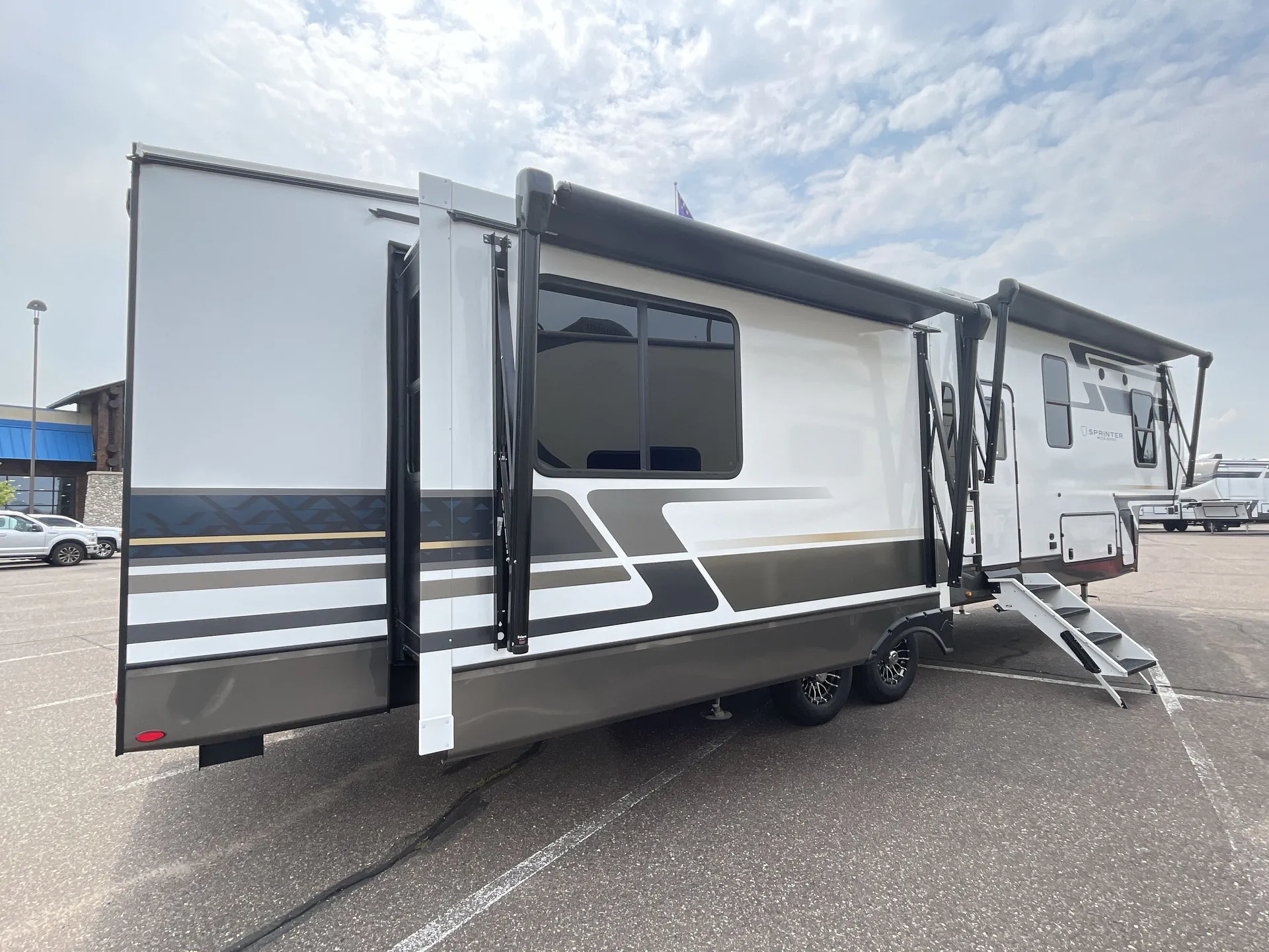 2026 Keystone Sprinter 3520RDS — campside