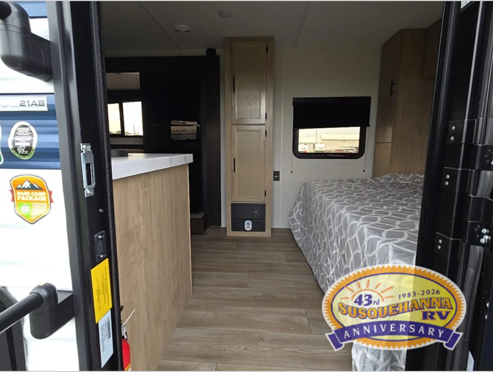 2027 Forest River Cherokee Grey Wolf 21AB — Photo 5