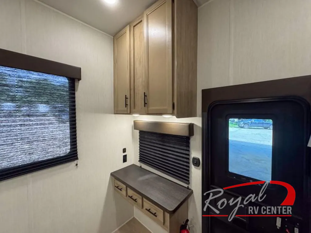 2026 Forest River Cherokee Timberwolf 39DC, Photos photo 8