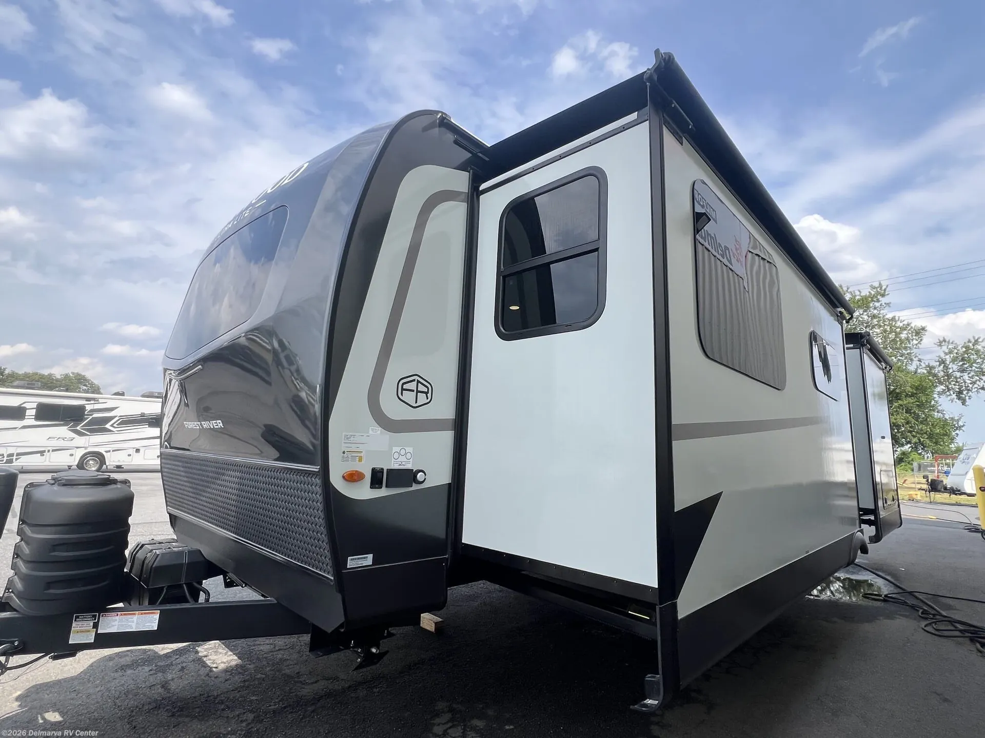 2027 Forest River Rockwood Ultra Lite 2608BS - Photo 4